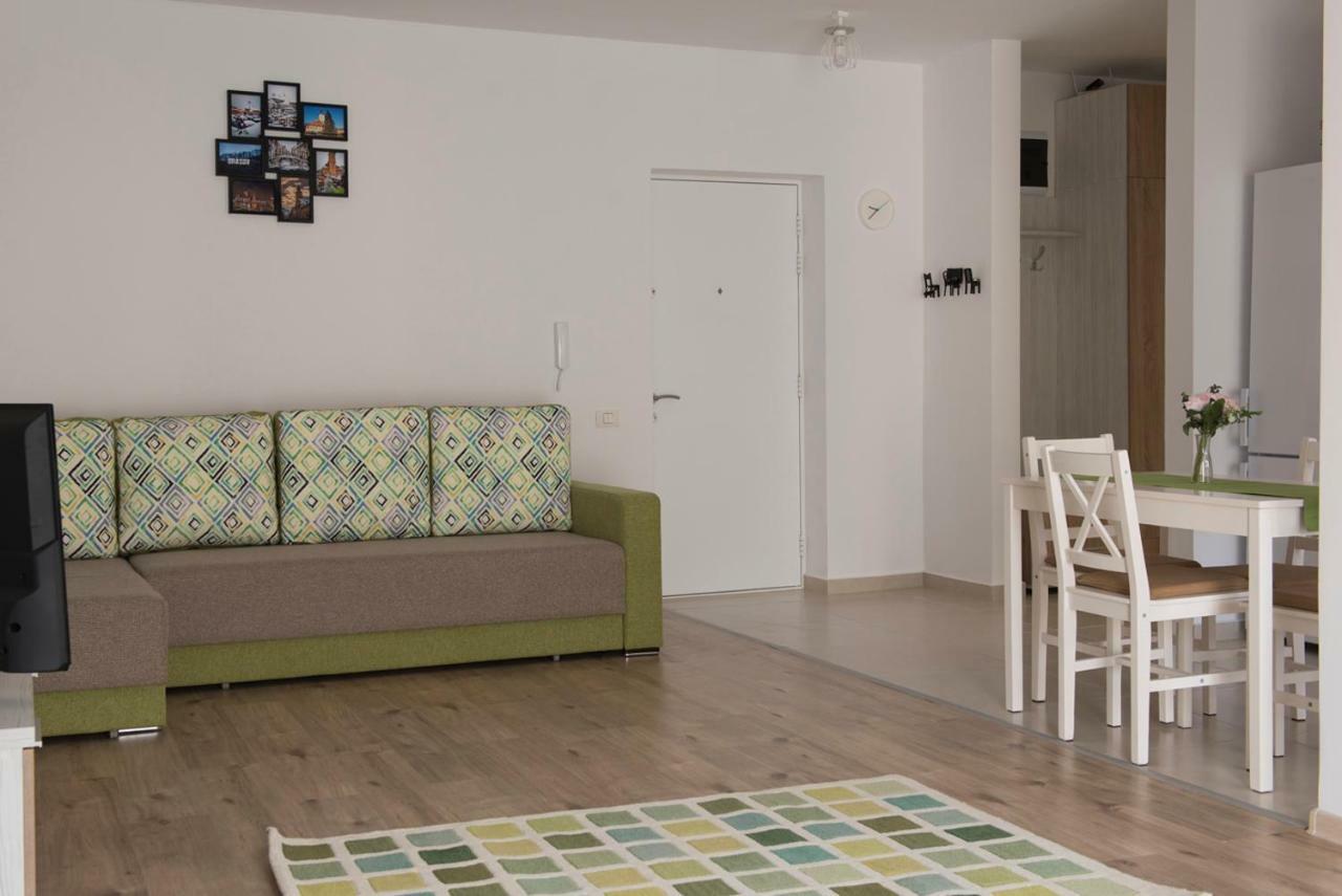 Cassie Apartment בראשוב מראה חיצוני תמונה