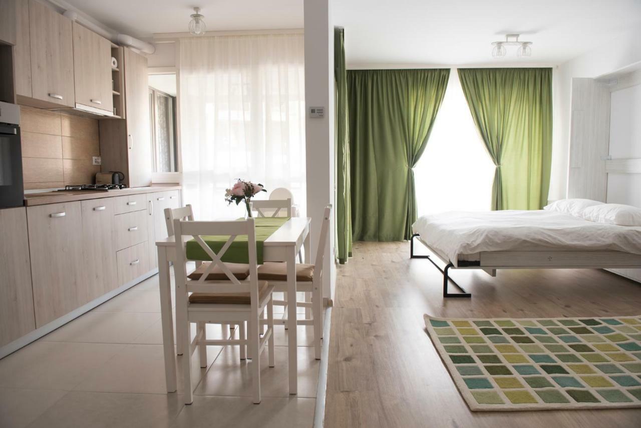 Cassie Apartment בראשוב מראה חיצוני תמונה